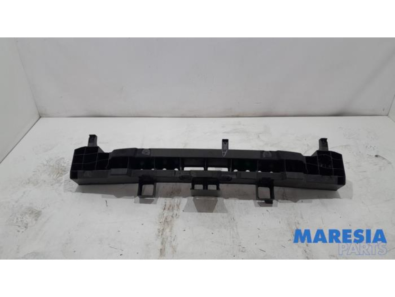 Renault - Clio - Bumperframe achter