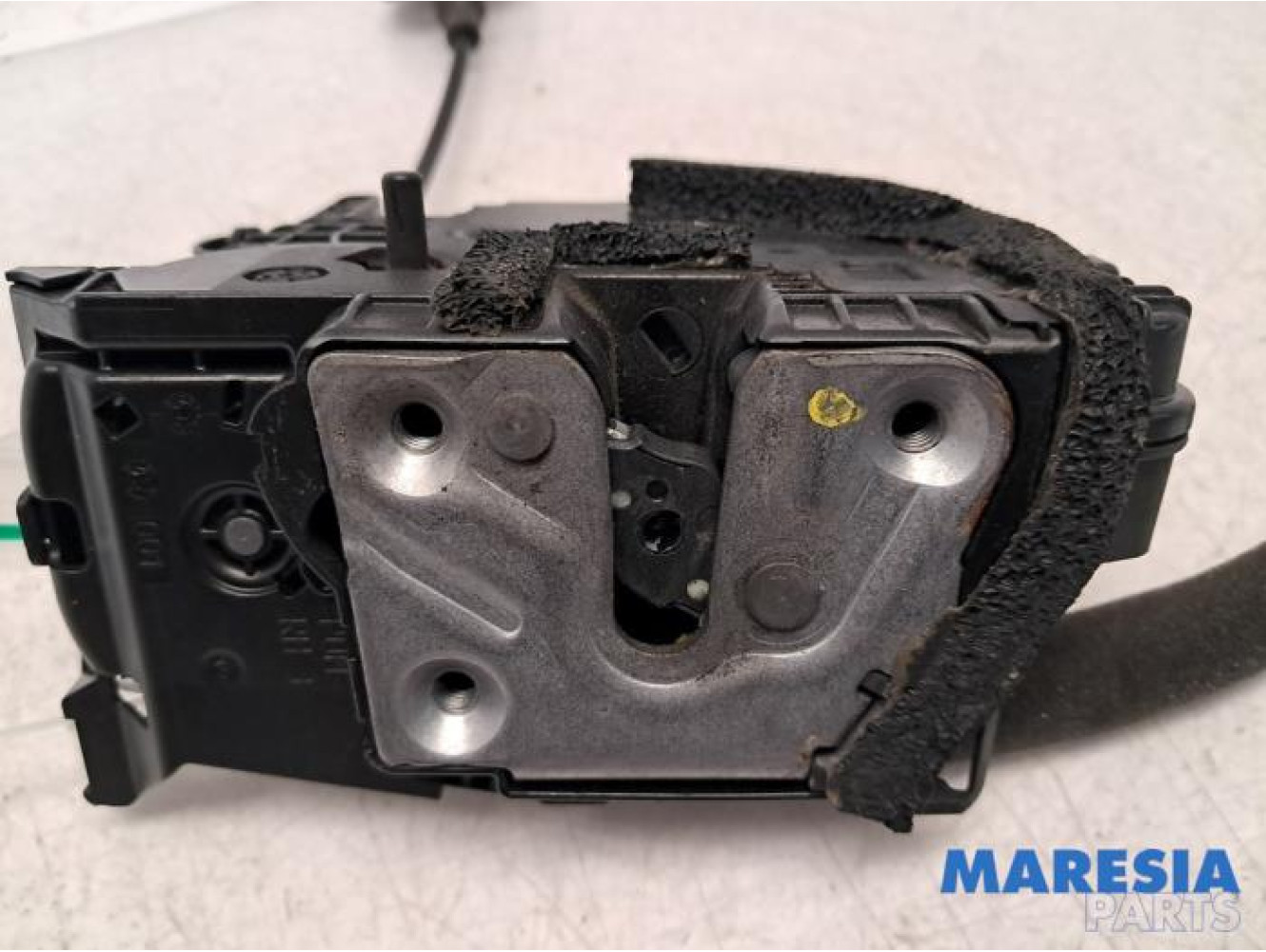 Renault - Clio - Serrure portière mécanique 4portes arrière droite