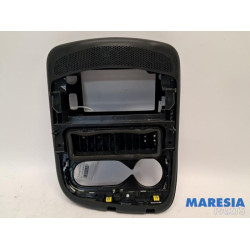 Renault - Clio - Radiotrim