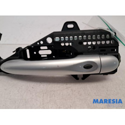 Renault - Clio - Poignée portière 4portes avant droite