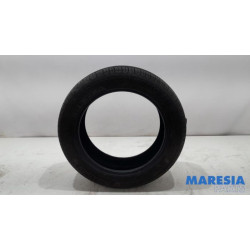 Renault - Clio - Tyre