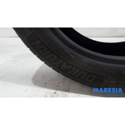 Renault - Clio - Tyre