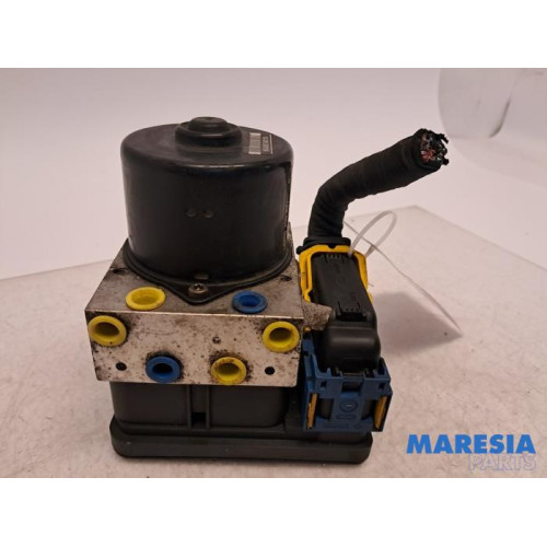 Renault - Espace - Pompe ABS