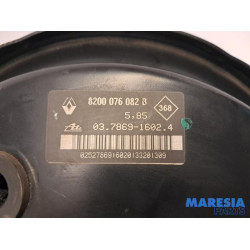 Renault - Espace - Assistant de freinage