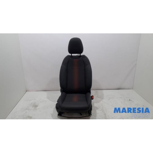 Alfa Romeo - Junior Elettrica - Stoel rechts