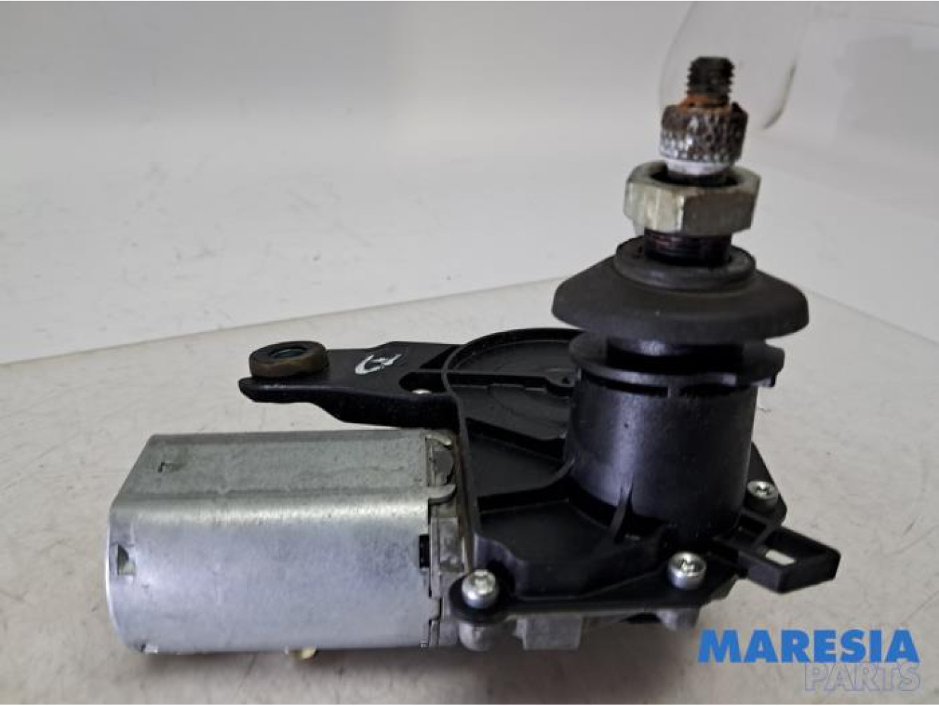 Peugeot - 107 - Moteur essuie-glace arrière