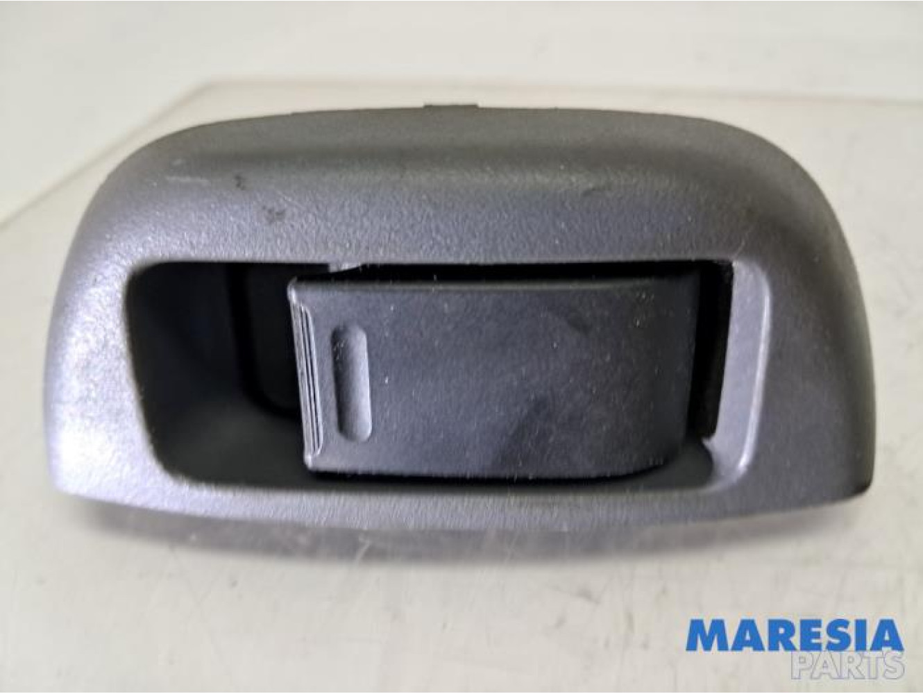 Peugeot - 107 - Elektrisch Raam Schakelaar