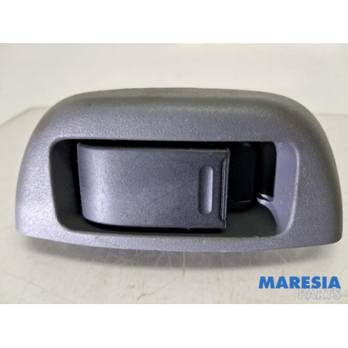 Peugeot - 107 - Elektrisch Raam Schakelaar