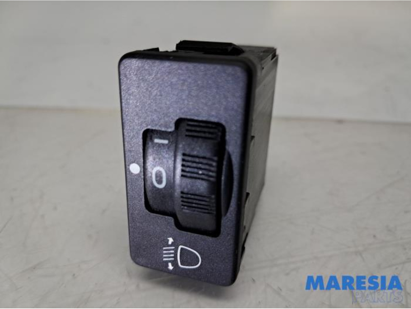 Peugeot - 107 - Commutateur phare hauteur réglable