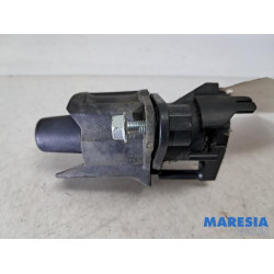 Peugeot - 107 - Mécanique de verrouillage hayon