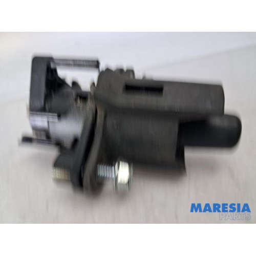 Peugeot - 107 - Mécanique de verrouillage hayon