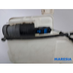 Opel - Vivaro - Réservoir lave-glace avant