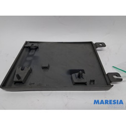 Opel - Vivaro - Tankklappe