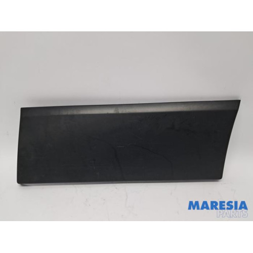 Opel - Vivaro - Zierleiste