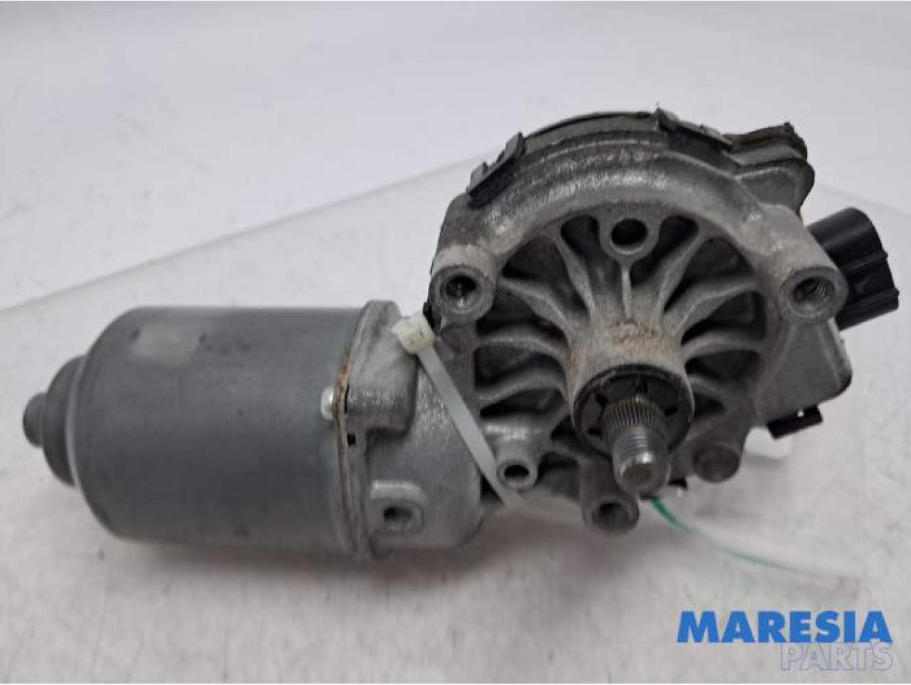 Fiat - 500 - Scheibenwischermotor vorne