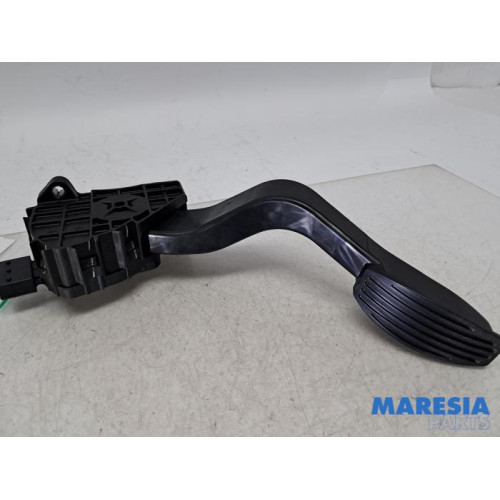 Fiat - 500 - Gaspedaal