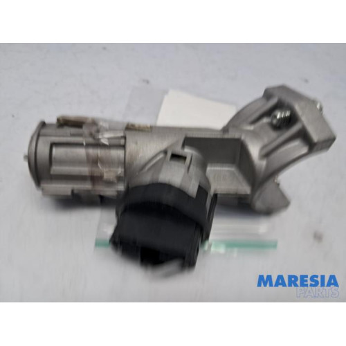 Fiat - Ducato - Serrure de contact + clé