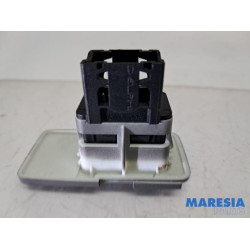 Fiat - 500 - AUX / USB connection