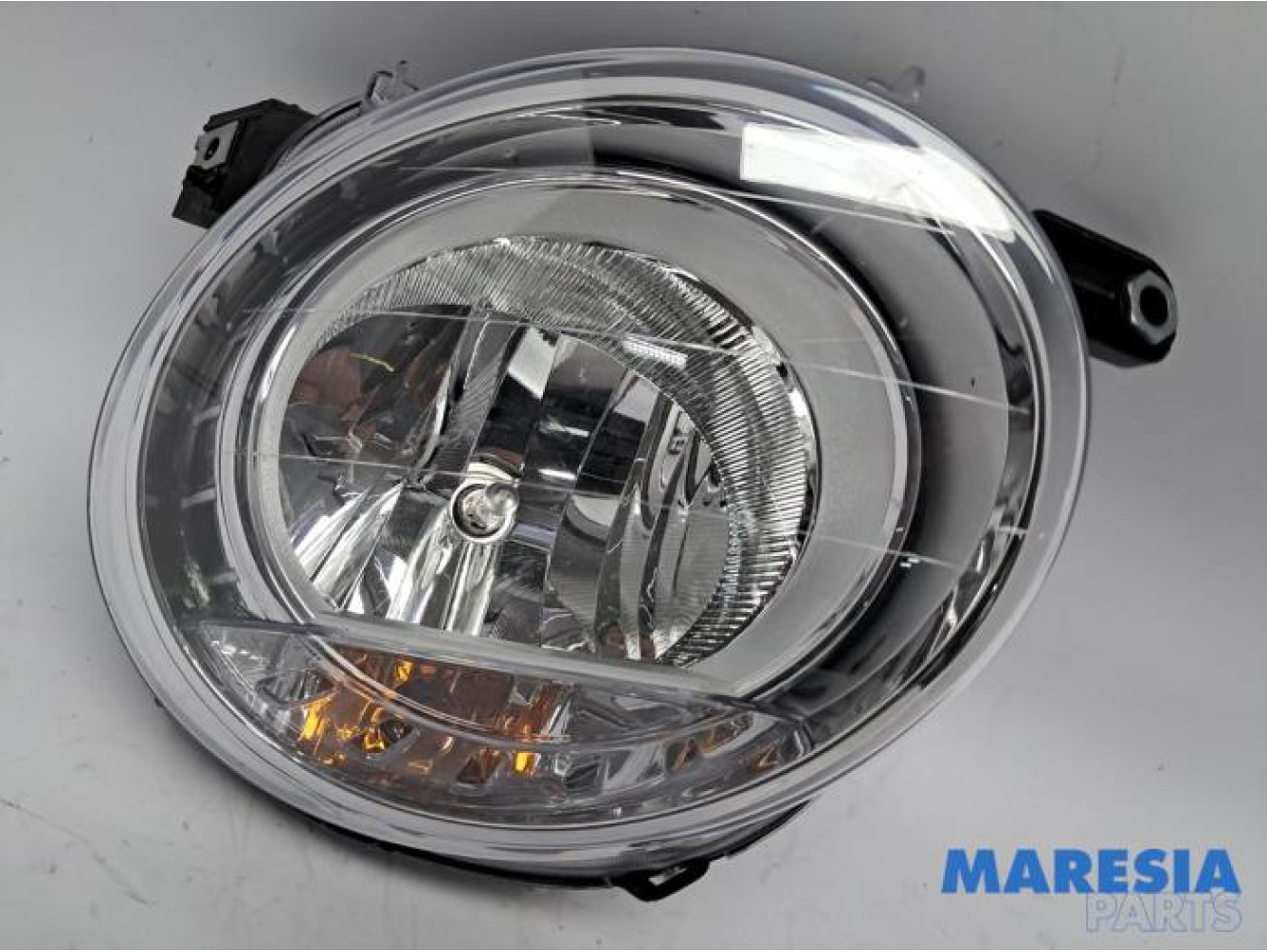 Fiat - 500 - Scheinwerfer links