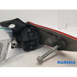 Renault - Megane - Feu arrière gauche