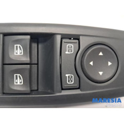 Renault - Megane - Combischakelaar ramen