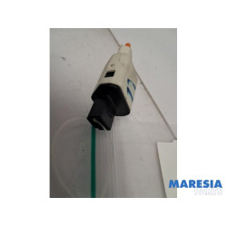 Renault - Megane - Brake light switch