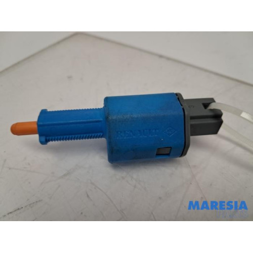 Renault - Megane - Koppeling schakelaar