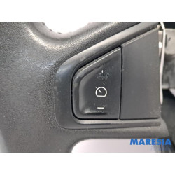 Renault - Megane - Steering wheel