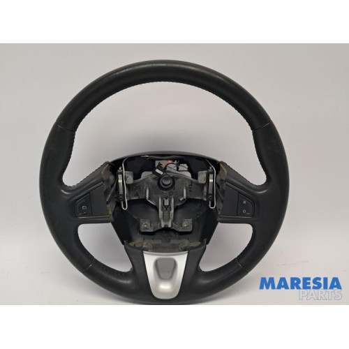 Renault - Megane - Steering wheel