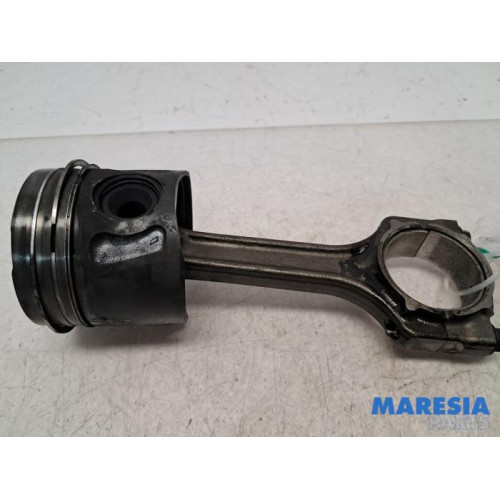 Fiat - Doblo - Pleuelstange