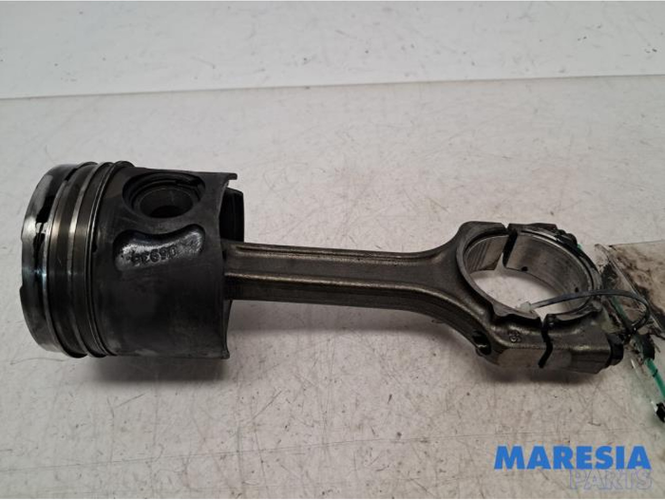 Fiat - Doblo - Connecting rod