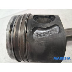 Fiat - Doblo - Connecting rod