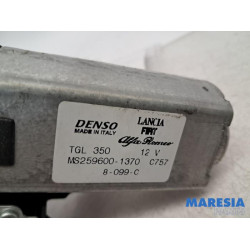 Fiat - 500 - Ruitenwissermotor achter