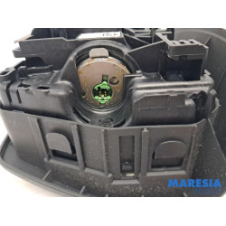 Renault - Megane - Left airbag (steering wheel)