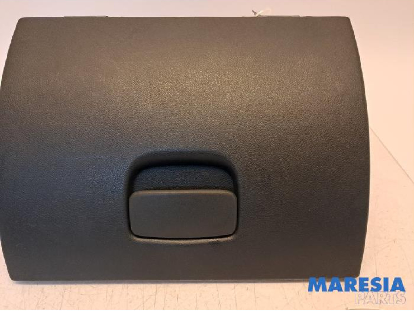 Renault - Master - Glovebox