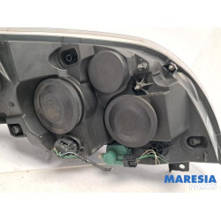 Renault - Master - Headlight, right