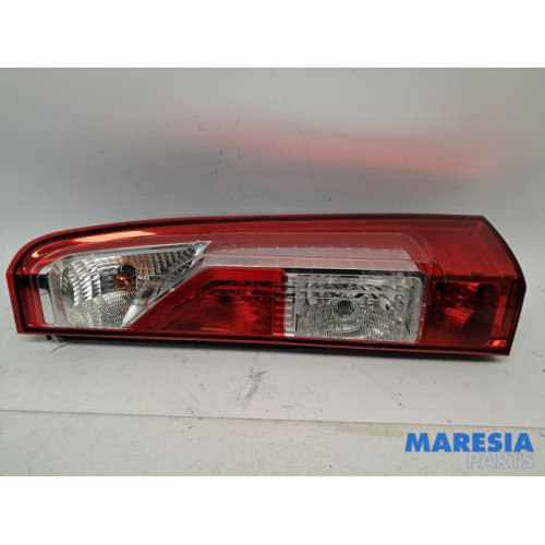Renault - Master - Achterlicht rechts