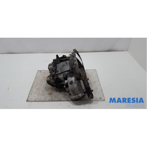 Opel - Corsa - Versnellingsbak