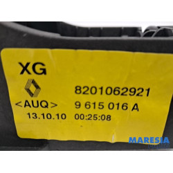 Renault - Megane - Gear stick