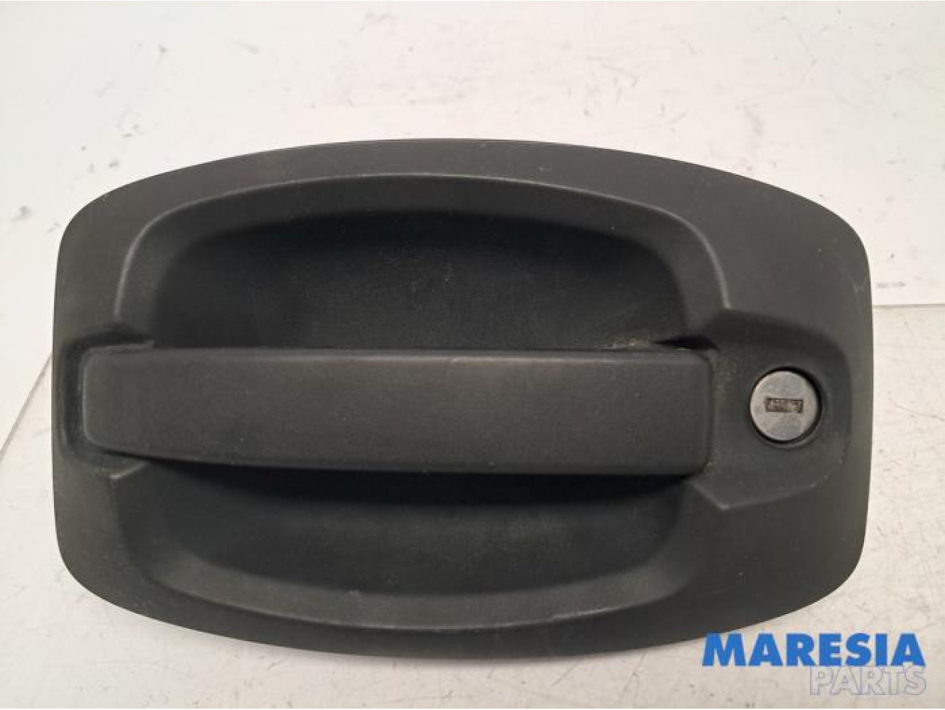 Fiat - Ducato - Minibus/van rear door handle