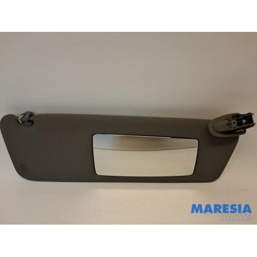 Renault - Master - Sonnenblende