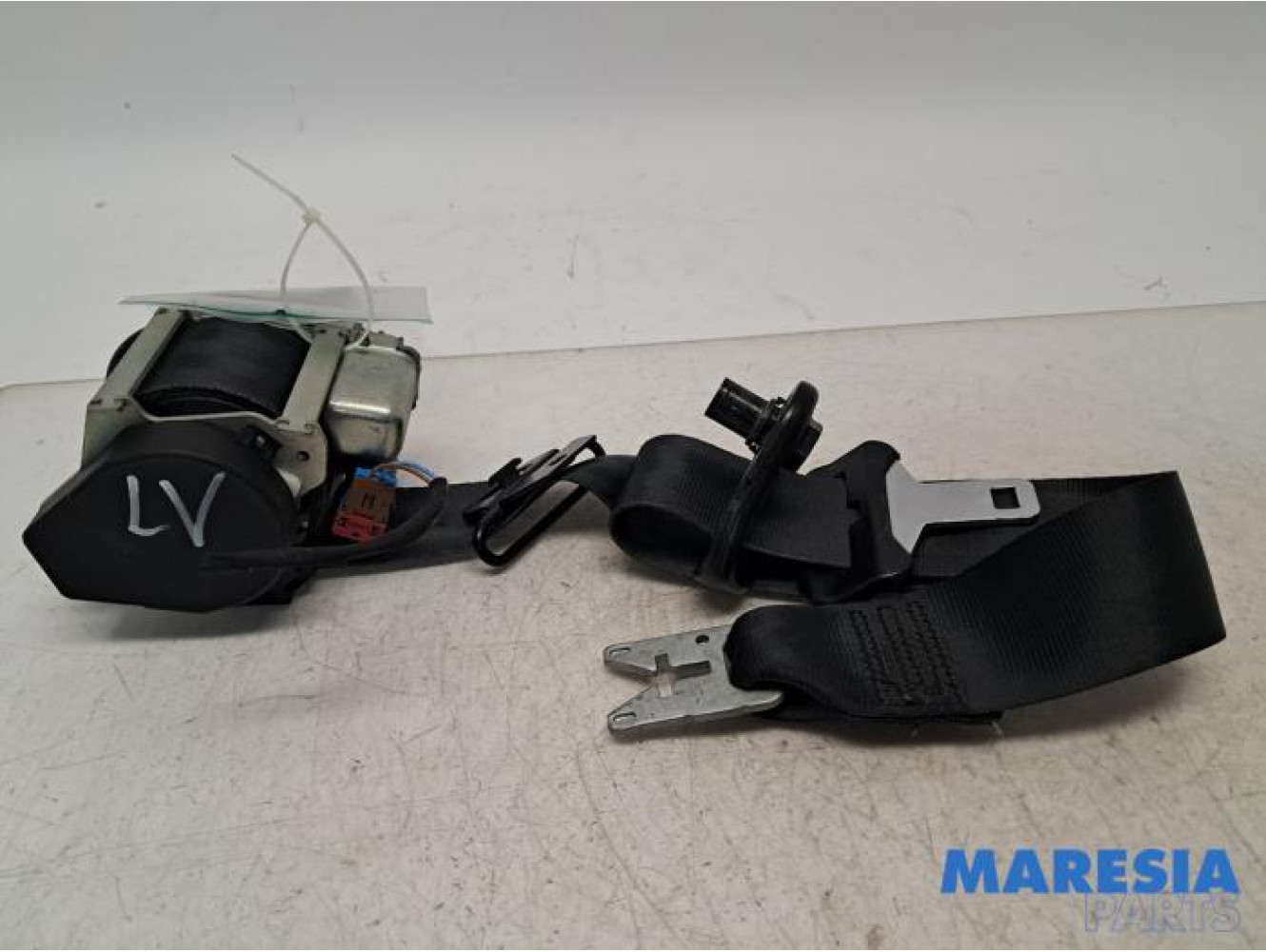 Renault - Megane - Front seatbelt, left