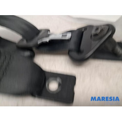 Renault - Megane - Sicherheitsgurt rechts hinten