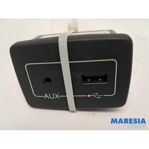 Fiat - Ducato - AUX / USB-Anschluss