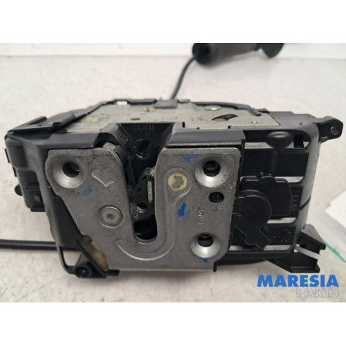 Renault - Megane - Rear door lock mechanism 4-door, left