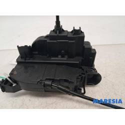 Renault - Megane - Deurslot Mechaniek 4Deurs links-voor