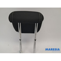 Renault - Megane - Headrest