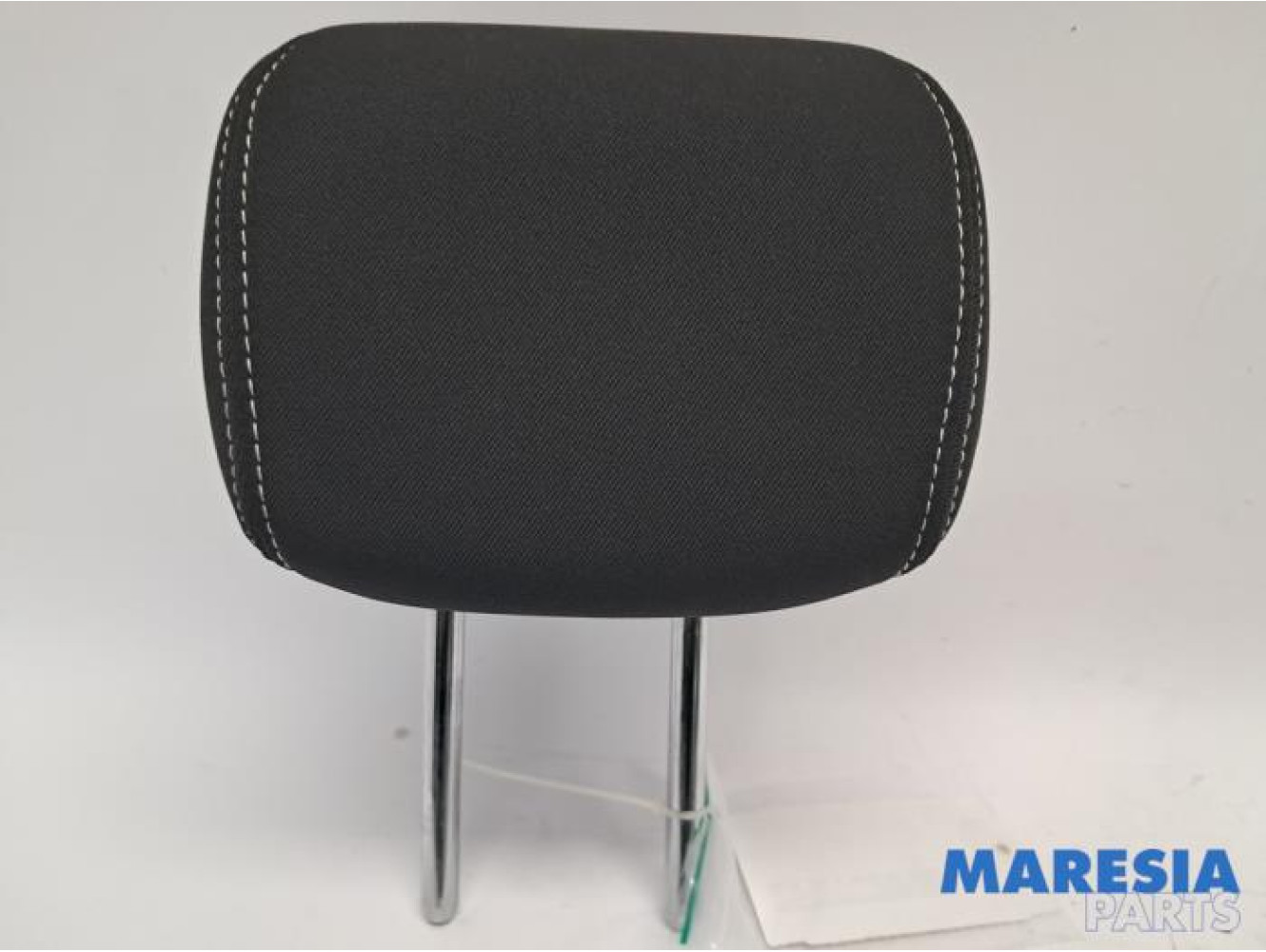 Renault - Megane - Headrest