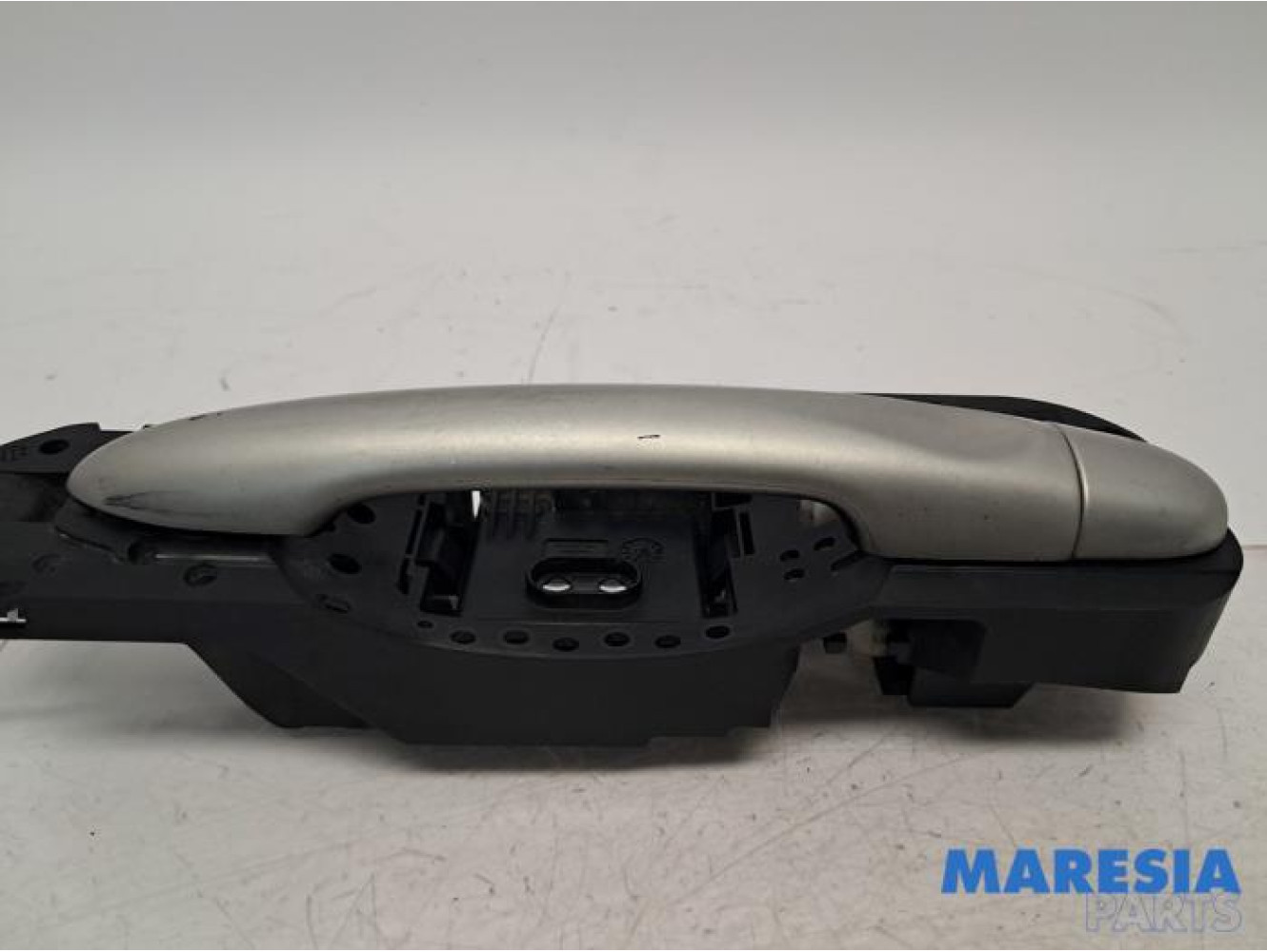 Renault - Megane - Poignée portière 4portes arrière droite