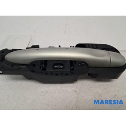 Renault - Megane - Front door handle 4-door, right
